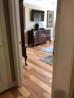 BuildDirect Hickory - Natural Hickory 1.5mm Thick RL X 5" Engineered Hardwood Flooring (17.5 Sq Ft Per Box) -Pro House Shop 07e75638 1673 4171 9638 6be014f52396 1.8b9a3280a48d2244e0d7b788970da000 1800x1800