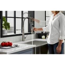 Simplice Single-Handle Pull-Down Sprayer Kitchen Faucet In Vibrant Stainless -Pro House Shop be6aea60e79093a20e5ddb4affee692c 1800x1800