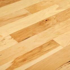 BuildDirect Hickory - Natural Hickory 1.5mm Thick RL X 5" Engineered Hardwood Flooring (17.5 Sq Ft Per Box)
